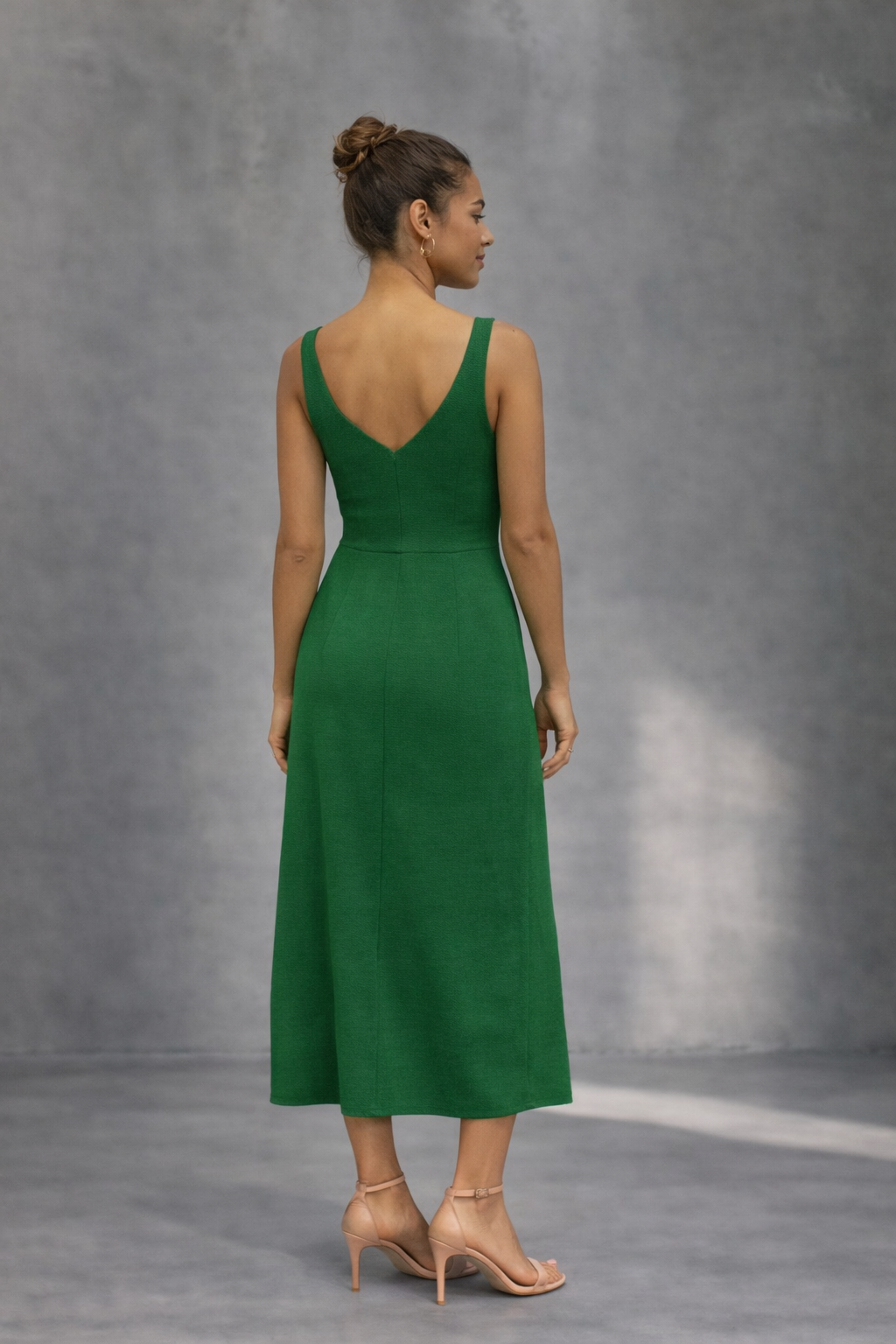 ALINA CUT-OUT KNOT DRESS