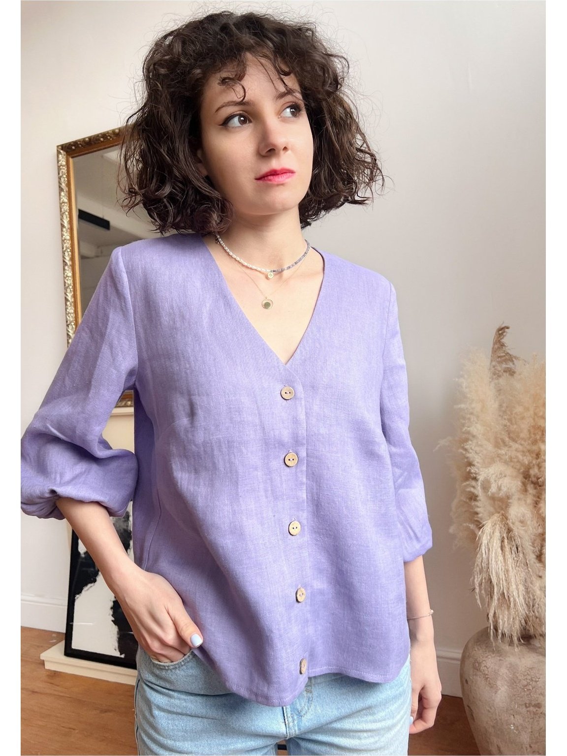 V-NECK LINEN BLOUSE
