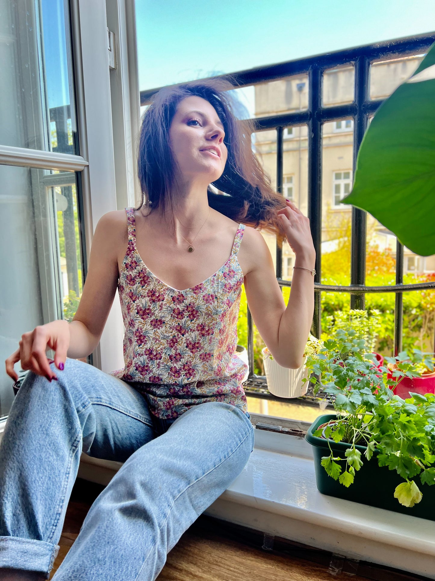 LIBERTY PRINT V-NECK CAMI TOP