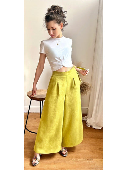 WIDE-LEG LINEN TROUSERS
